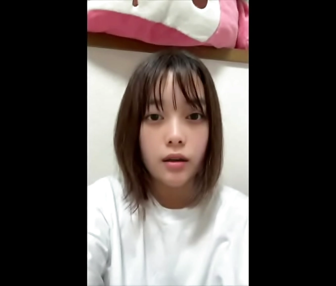 图片 Sexy Cutie Enjoys Intense Nights with Multiple Passionate