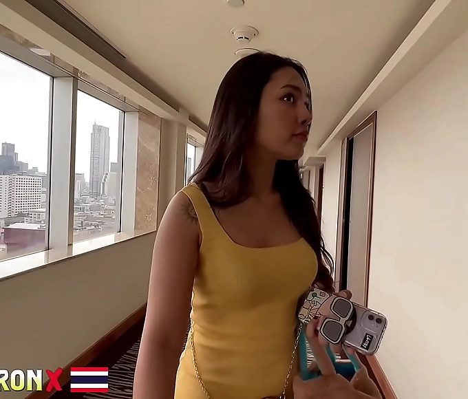 男生 Japanese Woman Finds Extreme Pleasure With Vibrators