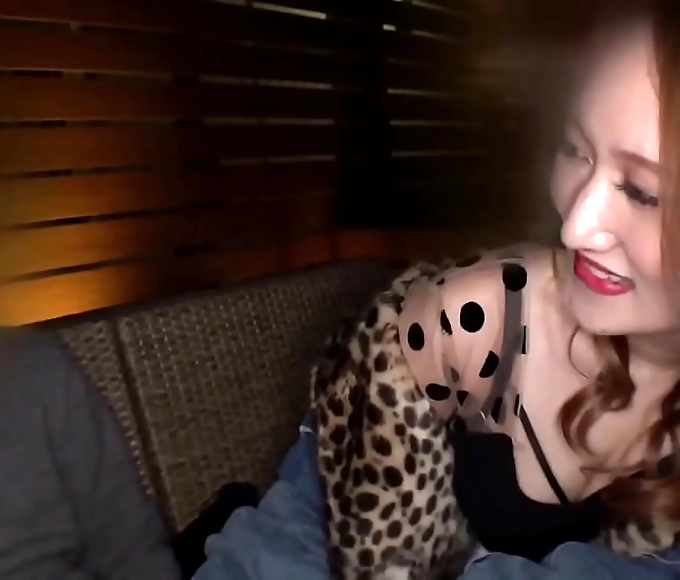 免费 Teen Tempts with Divine Indoor Sexiness Showing Hot