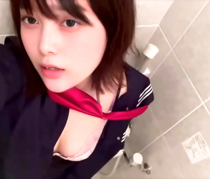 国产 Tiny Temptress Gets Nailed Hard Deep Thrills &