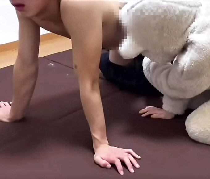 做爰 Japanese MILF's Explosive Titjob-Unleash Pleasure with Her Curves!