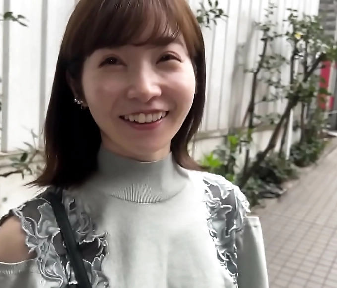 吃奶 Adorable Asian Babe Enjoys Intense Passionate Encounter
