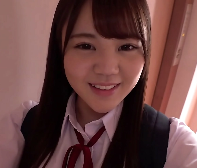 用力 Santa Reo Gives Hot Blowjob and Expert Handjob